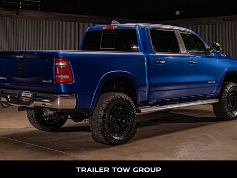 Used 2019 RAM 1500 Laramie AWD/4WD image 9