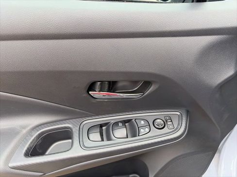 New 2025 Nissan Versa SV image 11