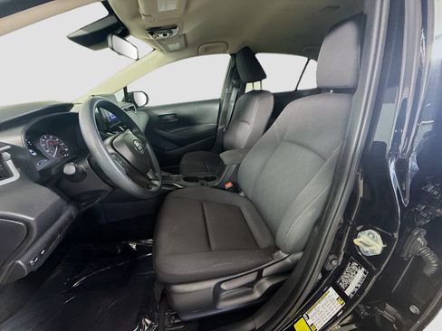 Used 2023 Toyota Corolla LE FWD image 17