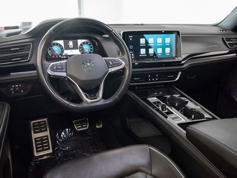 Used 2024 Volkswagen Atlas Cross Sport SEL Premium R-Line image 12