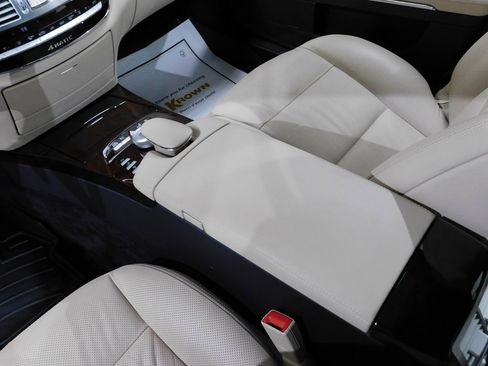 Used 2012 Mercedes-Benz S 550 4MATIC image 63