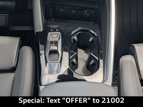 Certified 2025 Audi Q5 Prestige AWD/4WD image 22