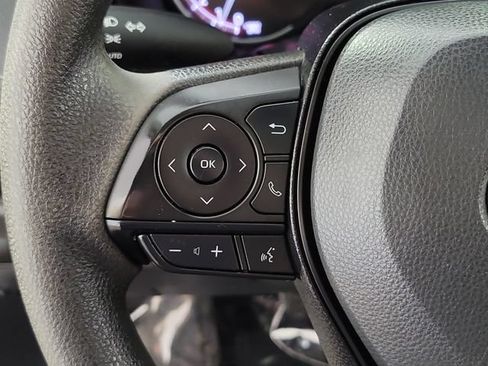 Used 2025 Toyota RAV4 XLE w/ Convenience Package FWD image 25