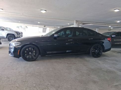 Used 2018 BMW 540i w/ M Sport Package image 2