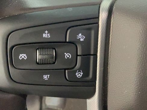Used 2024 GMC Yukon Denali w/ Advanced Technology Package AWD/4WD image 17