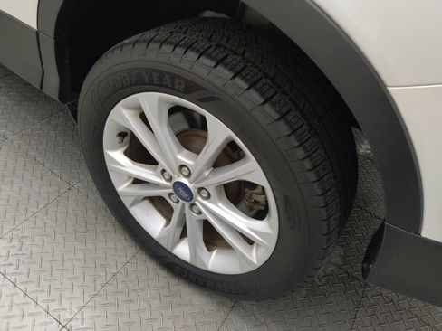 Used 2018 Ford Escape SEL AWD/4WD image 31