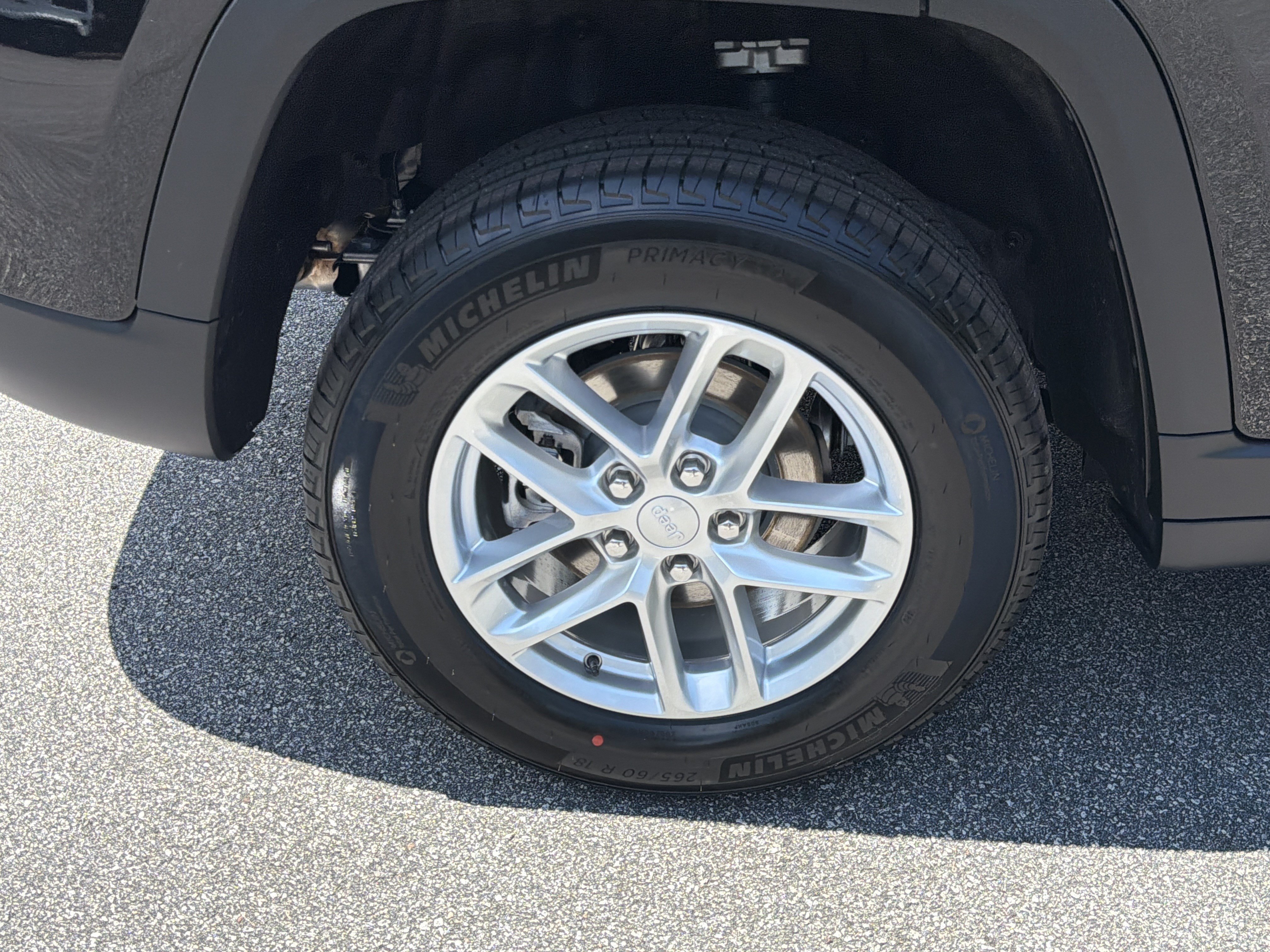 New 2026 Jeep Grand Cherokee Laredo RWD image 21