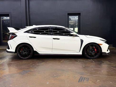 Used 2019 Honda Civic Type R image 10