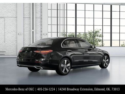 Used 2025 Mercedes-Benz C 300 4MATIC Sedan image 21