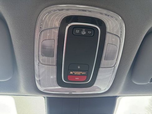 Used 2023 Hyundai Elantra SEL w/ Convenience Package image 31