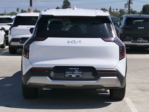 New 2026 Kia EV9 Light image 5