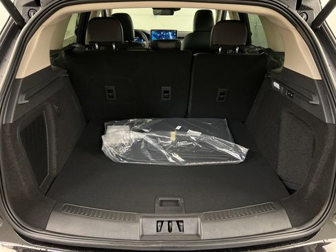 New 2026 Lincoln Corsair Premiere image 34