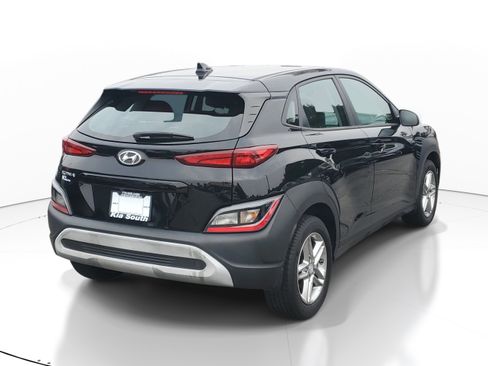 Used 2022 Hyundai Kona SE FWD image 6