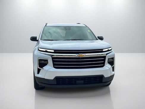 Used 2026 Chevrolet Traverse LT w/ LPO, Floor Liner Package FWD image 2