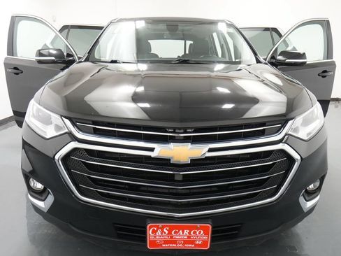 Used 2019 Chevrolet Traverse LT w/ LT Premium Package AWD/4WD image 35