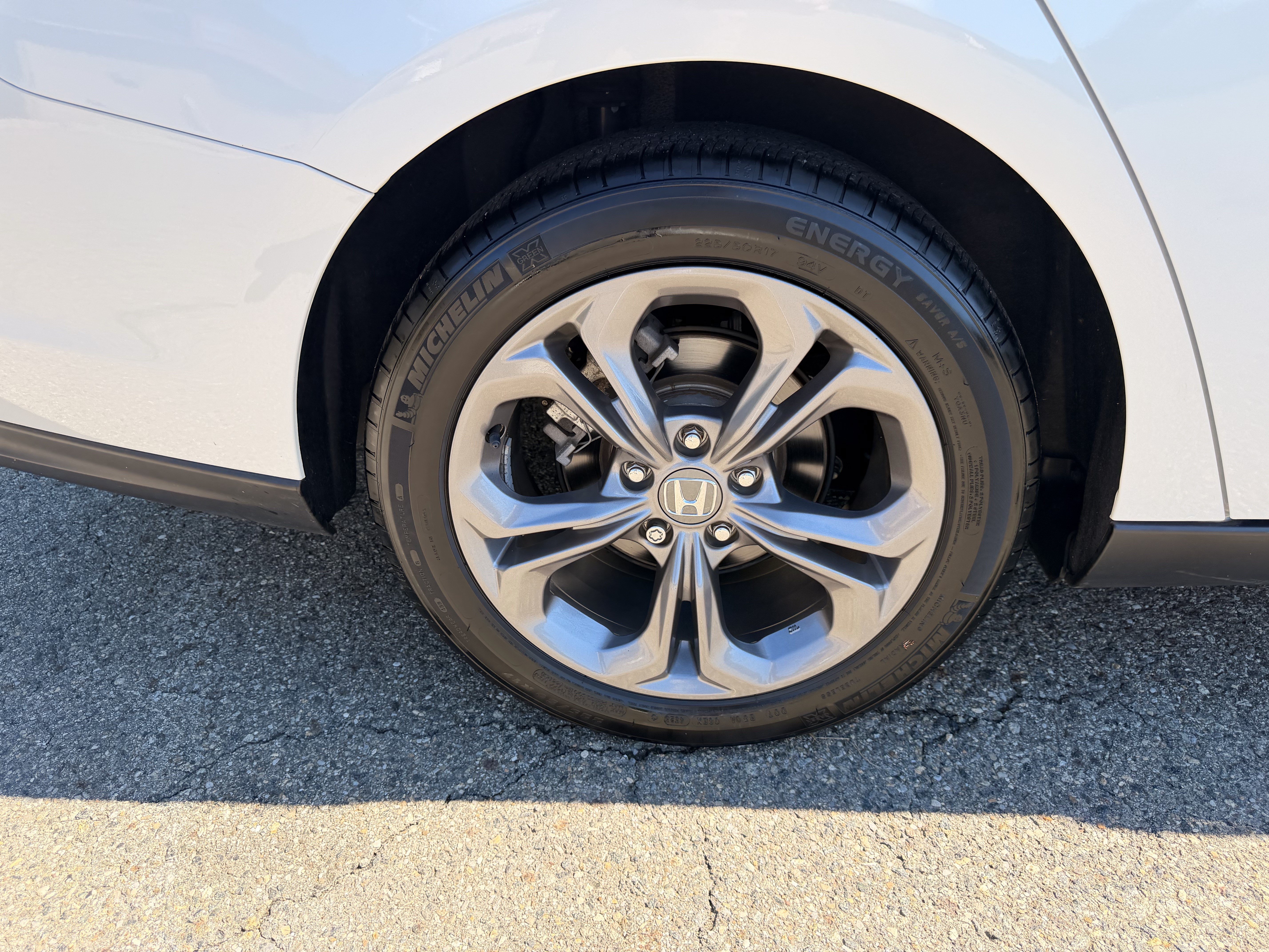 Certified 2024 Honda Accord EX image 9