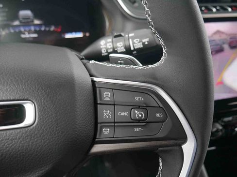 New 2025 Jeep Grand Cherokee Limited image 43