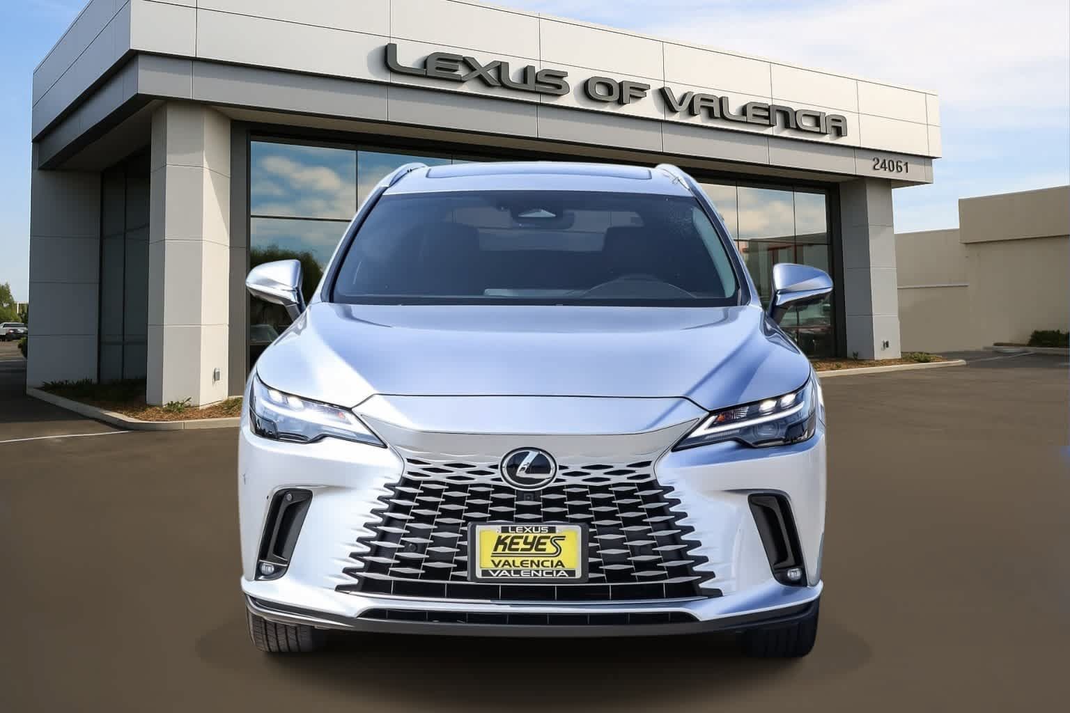 Used 2025 Lexus RX 350 Premium w/ Convenience Package FWD image 6