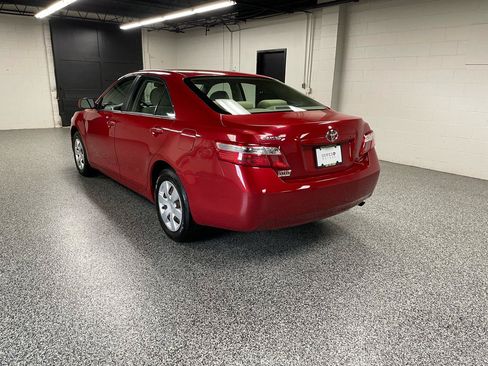 Used 2007 Toyota Camry LE FWD image 9