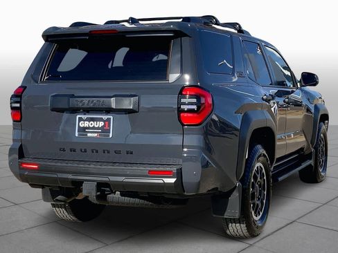 Used 2025 Toyota 4Runner TRD Off-Road Premium image 12