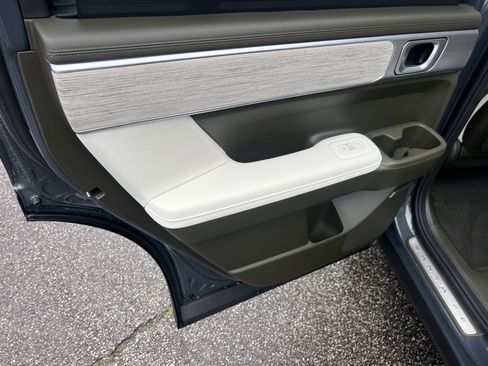 New 2025 Hyundai Santa Fe Calligraphy image 15