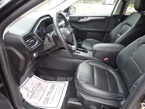 Used 2021 Ford Escape SEL image 11