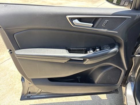 Used 2020 Ford Edge SEL w/ Convenience Package FWD image 15