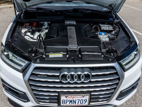 Used 2017 Audi Q7 3.0T Premium AWD/4WD image 6