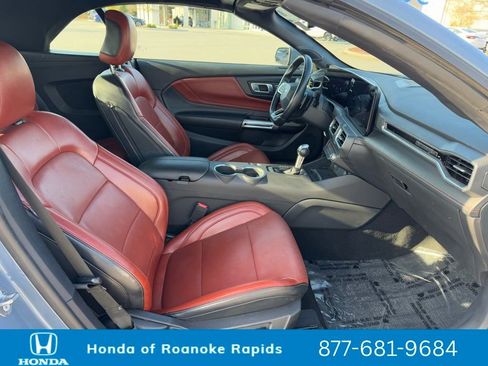 Used 2024 Ford Mustang GT Premium image 28