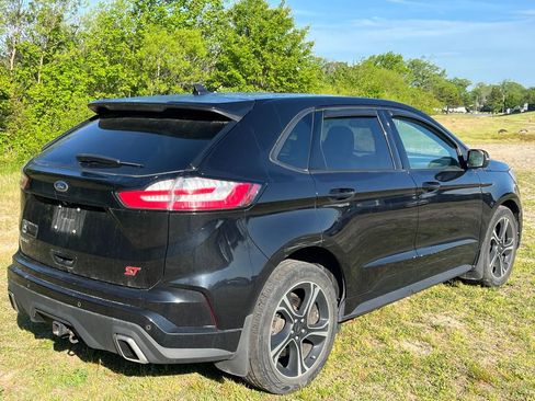 Used 2020 Ford Edge ST w/ Cold Weather Package AWD/4WD image 12