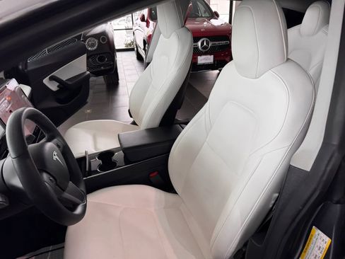 Used 2020 Tesla Model 3 Performance image 10