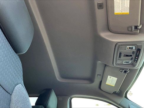 Used 2019 GMC Sierra 1500 SLE w/ SLE Value Package AWD/4WD image 23