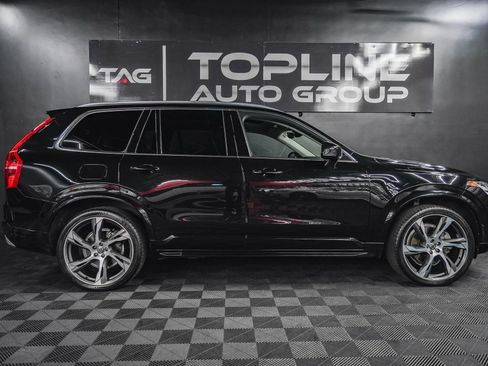 Used 2020 Volvo XC90 T6 Momentum w/ Protection Package Premier image 16