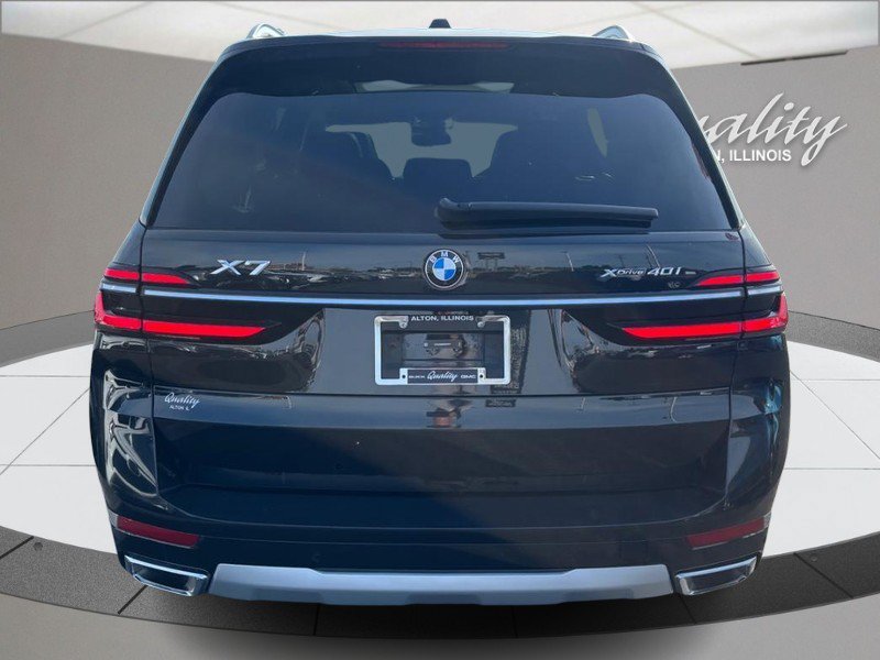 Used 2025 BMW X7 xDrive40i AWD/4WD image 5