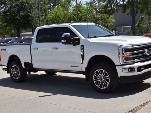 Used 2024 Ford F250 Limited w/ FX4 Off-Road Package AWD/4WD image 5