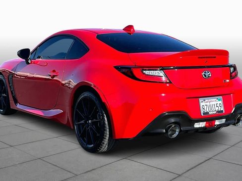 Used 2022 Toyota GR86 Premium w/ ALL Weather Mat Package (TMS) image 11