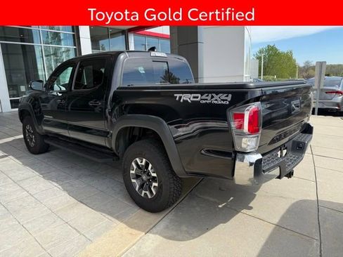 Certified 2023 Toyota Tacoma TRD Off-Road AWD/4WD image 10