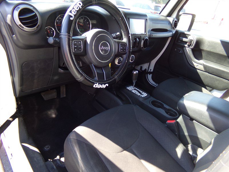 Used 2016 Jeep Wrangler Unlimited Sport w/ Quick Order Package 24S AWD/4WD image 17