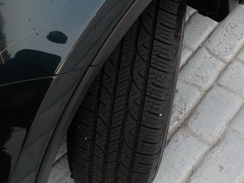 Used 2018 Toyota RAV4 XLE image 47