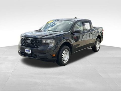 Used 2025 Ford Maverick XL w/ Equipment Group 102A image 3