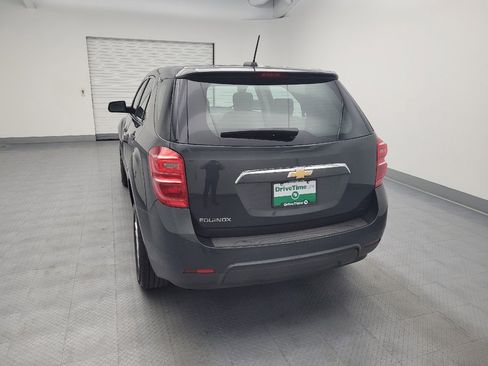 Used 2017 Chevrolet Equinox LS FWD image 6