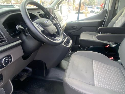 Used 2021 Ford Transit 250 148 High Roof image 18