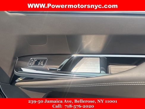 Used 2025 Cadillac Escalade Sport Platinum AWD/4WD image 18