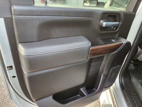 Used 2022 GMC Sierra 2500 SLT AWD/4WD image 36