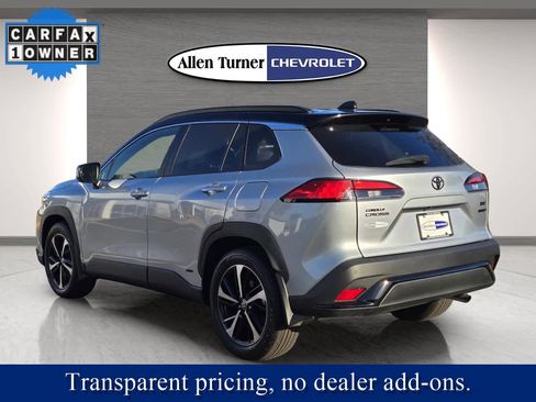 Used 2024 Toyota Corolla Cross XSE image 8