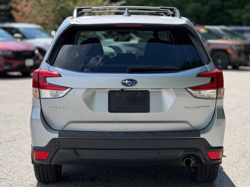 Used 2020 Subaru Forester Limited AWD/4WD image 4
