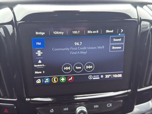 Used 2023 Chevrolet Traverse LT w/ Midnight/Sport Edition image 19