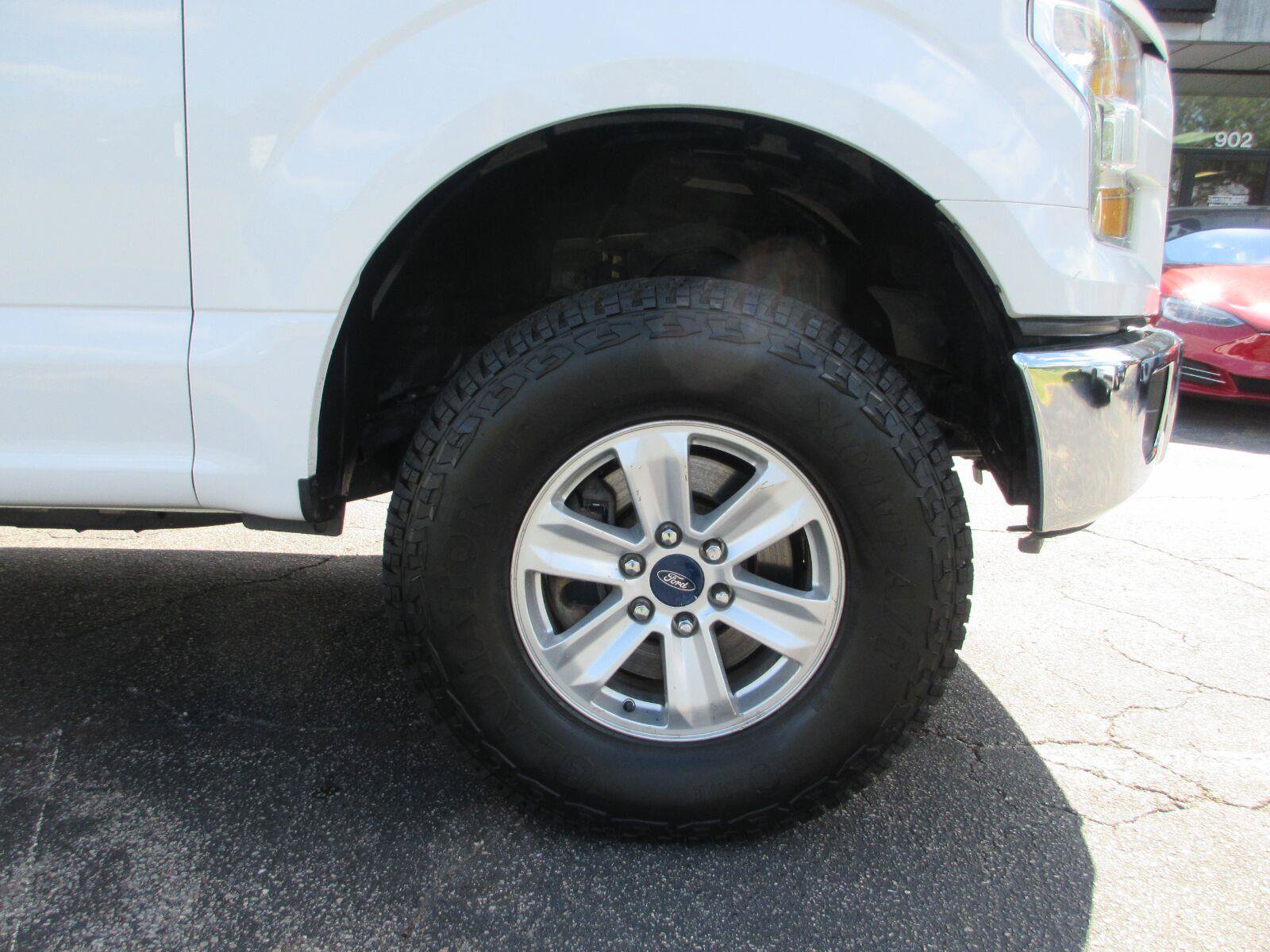 Used 2017 Ford F150 XLT AWD/4WD image 24