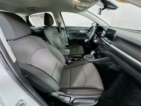 Used 2023 Kia Forte LXS image 33