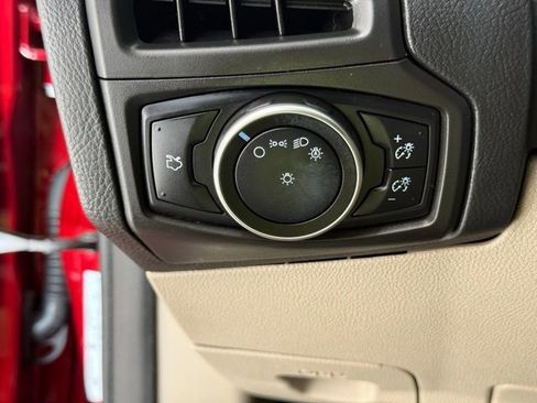 Used 2015 Ford Focus Electric Hatchback FWD image 30